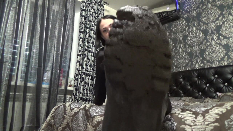 Goddess Misha Goldy: Lick my dirty riding boots bitch and cum