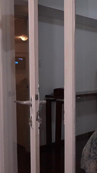 Üvey anneye yakalandı: kadın yarağını gırtlağına kadar saksoyla cezalandırıyor