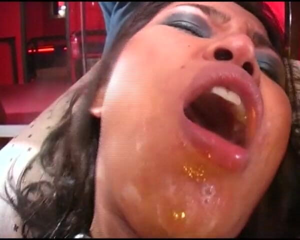 Deutsche Camgirls: German Doll and Asian Goddess Fucked Hard in Sperma Gangbang...