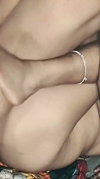 Beautiful Indian Bhabhi in Hot Blouse Loved and Fucked by Her Devar
