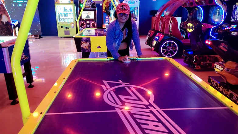 NEGRITA SEXY: Pertemuan di Mall of America (Minnesota): Antara Mewah, Keinginan, Dan Keseronokan