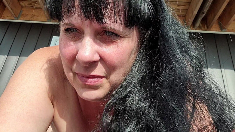 Falicha Karr: Büyük götlü üvey anneye bir sürpriz oluyor