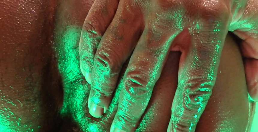 Hallelujah Johnson: 私のお尻を食べるハレルヤジョンソン