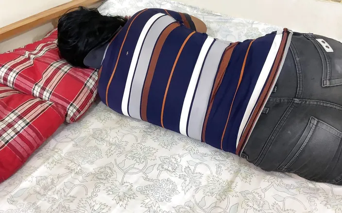 SAFI TV: I Went to My Room and Saw My Lying Alone...