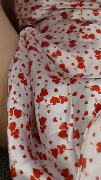 Sexy gezwollen sokken gapend poesje plagen