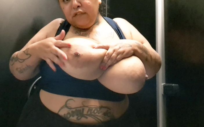 Mary Jhuana: Showing off After Workout in the Gym Bathroom