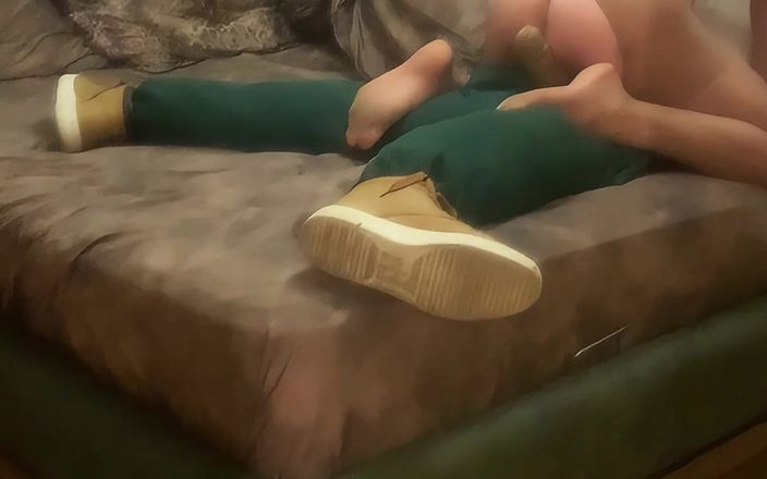 cd_aysemmm: Mein stiefsohn hatte seinen ersten sex mit mir