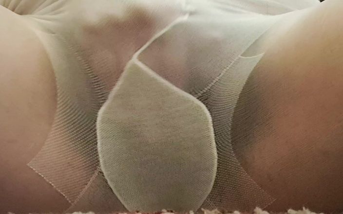 Mommy big hairy pussy: オナニー、ピアノを弾いて熟女を完成させる