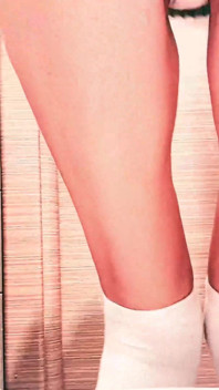 Scurgerea spermei # 2. Versiune specială. Curvă matură sexy blondă scurge sperma în josul toaletei. Fetiș cu spermă. Cameră în toaletă. Spermă naturală