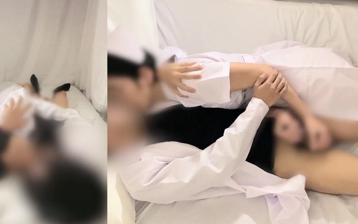 marutahub: N ° 123 - Une infirmière débutante couche avec un docteur pendant une...