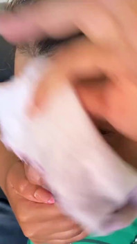 Preso per un pomeriggio in bondage dalla Mia sorellastra annoiata e dalla sua amica troia!