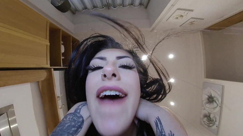 Jimmy Draws: Shay london, seduta in faccia