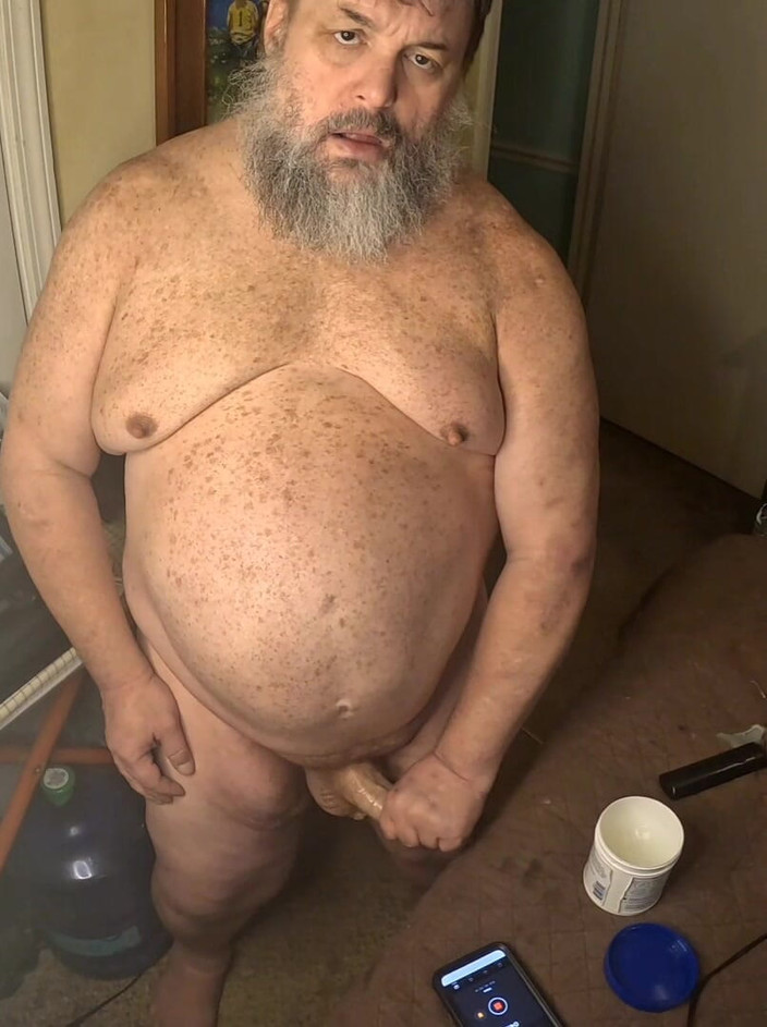 GeneWadexxx: Großer typ masturbiert nach der arbeit