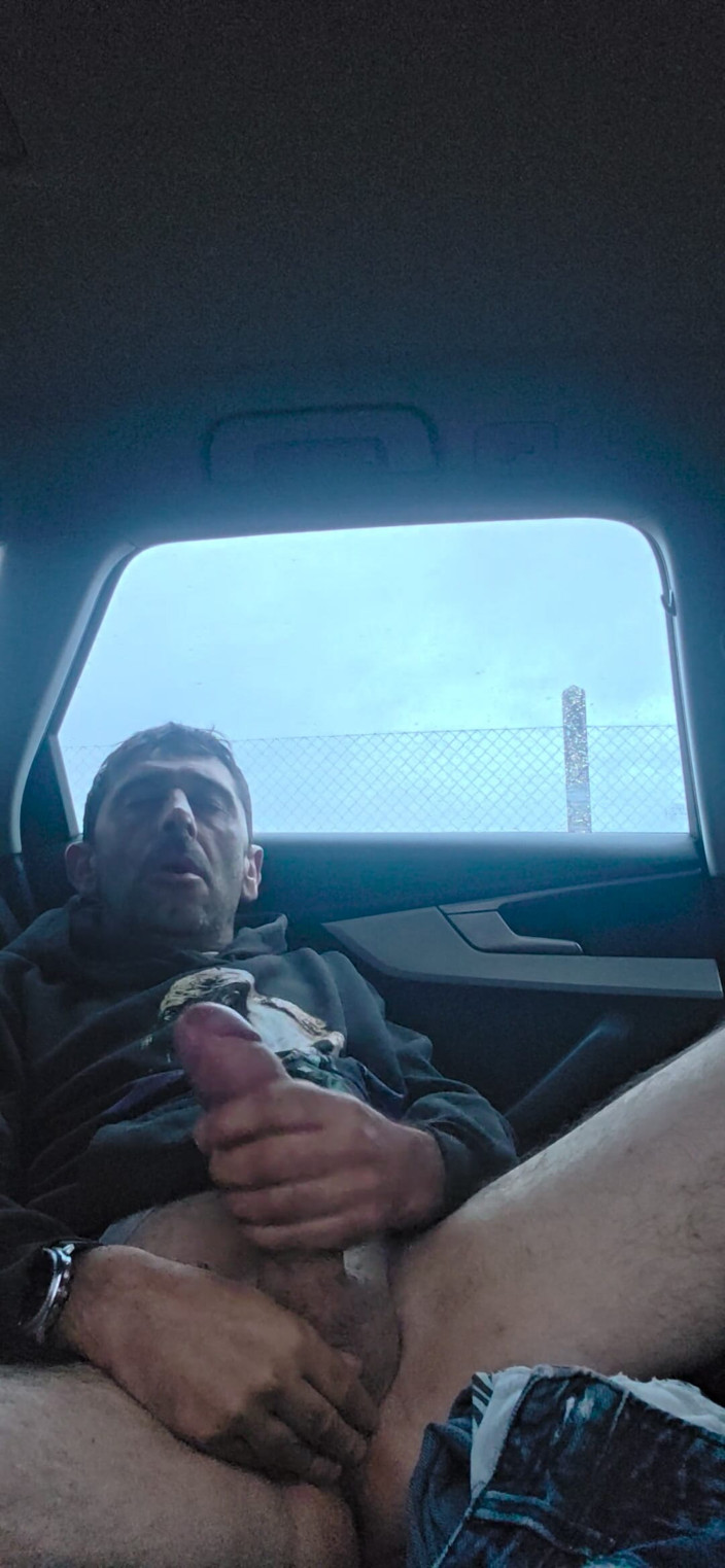 Crx2: Paja En Publico,en El Coche