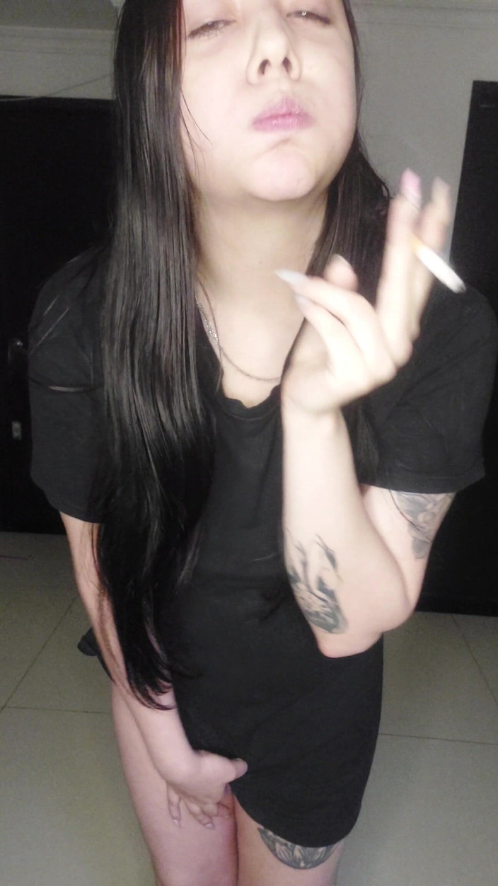 Golden domme: Куріння повії mp4