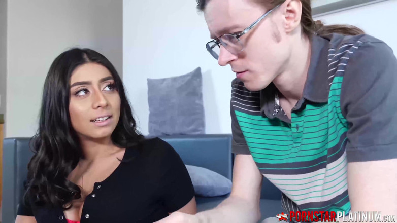 Pornstar Platinum: PORNSTARPLATINUM - Busty Violet Myers receives cum on tits