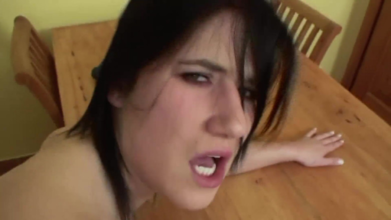 Nikky Thorne's Teen Club: Amatör kamerada ilk kez dölleniyor