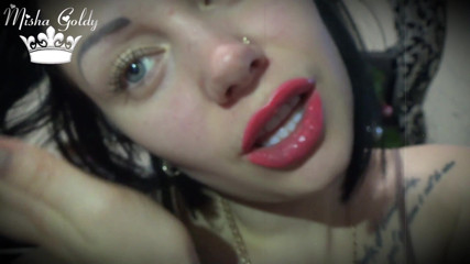 Goddess Misha Goldy: Lipgloss वासना