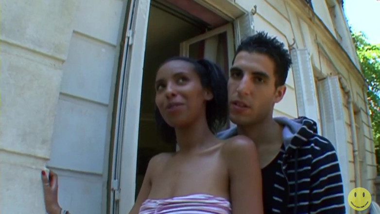 French Amateur Porn: Si manis Tina lagi asik sama pacarnya