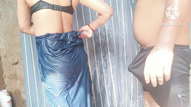 Ankurpriya000: Jebanie przyrodnia siostra podczas kąpieli Devar Clear hindi Audio Stepdoubt...