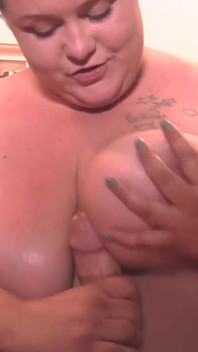 Monika Mynx ti fa eccitare prima di vestirti