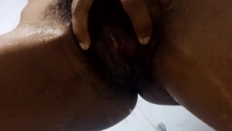 TEENADESI: Çişimi iç ağzına boşalmama izin ver bebeğim