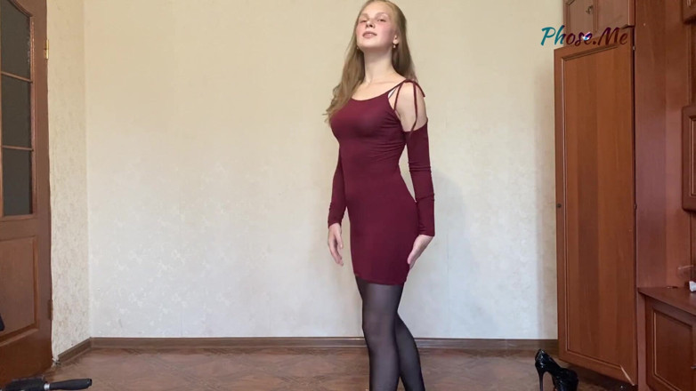 Pantyhose me porn videos: Stacy modeling kleider in schwarzer strumpfhose