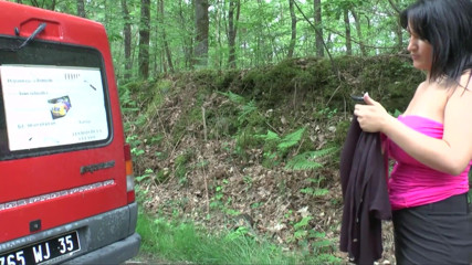 Hot Euro Girls: Busty French MILF gets fucked in her car