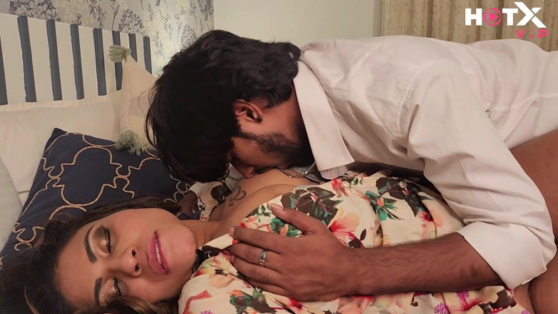 Indianxxx nude: 18 Years Old Big Boobs Beautiful Desi Girl Fucked by...