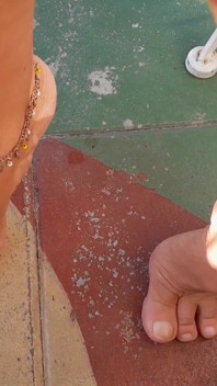Bini blonde matang amatur menikmati seks bogel dan menyembah kaki