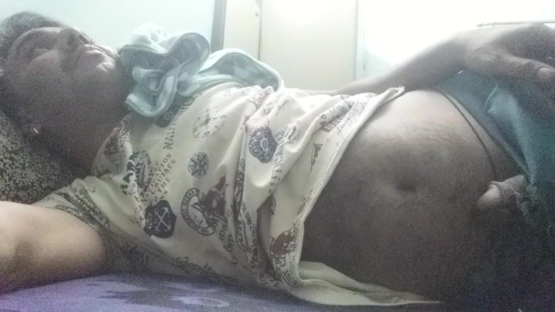 Rajasthani-old-lover: Ofițerul de poliție indian este supt și futut de tatăl vitreg...