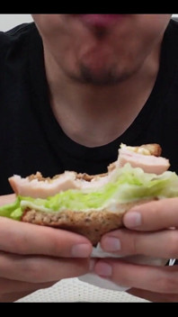 สวัสดีตอนเช้า ASMR กินน้ำควย