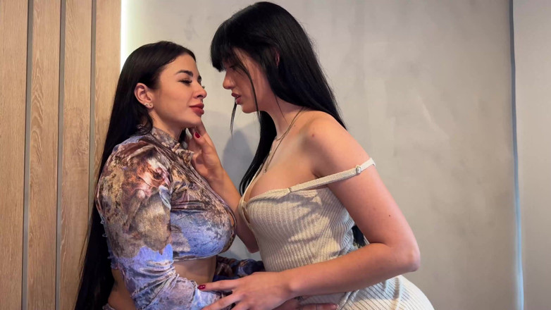 Duncan Saint: Fotógrafo se folla a 2 modelos latinas