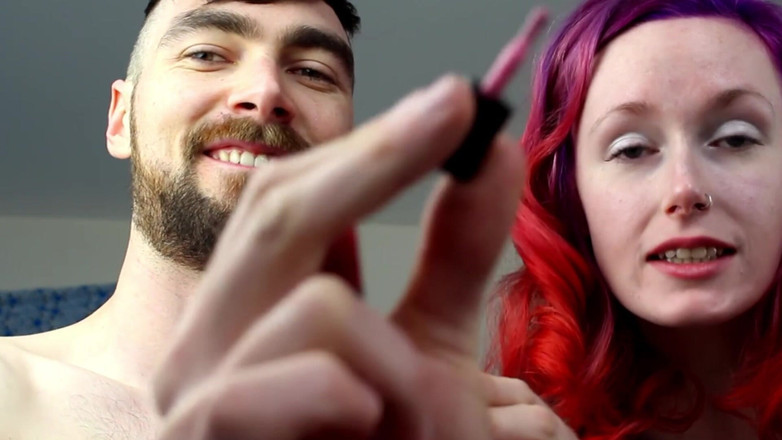 Goddess Transcendence: Încornorat &amp; feminizat de un cuplu alpha fierbinte fantezie umilire sissy