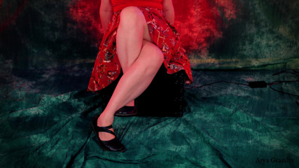 Arya Grander: Double crossed twisted legs just sitting video