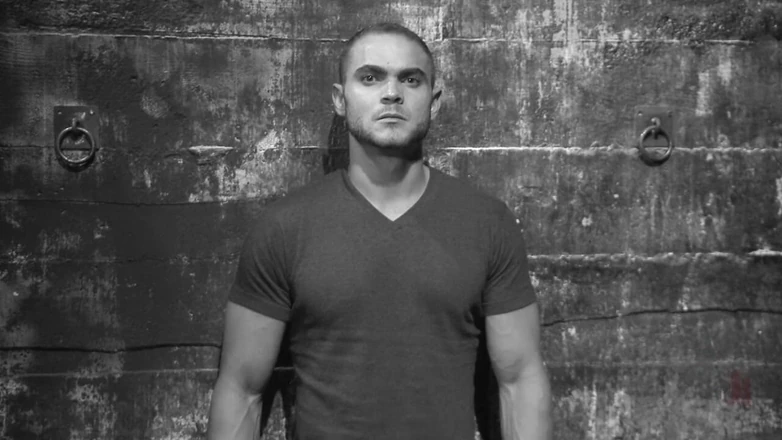 30 Minutes of Torment: Musklad stud Brock Avery plågad och knullad