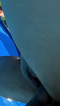 Chica Italiana Amateur Se Folla Bien En La Piscina Y Se Corre En El Culo Rojo