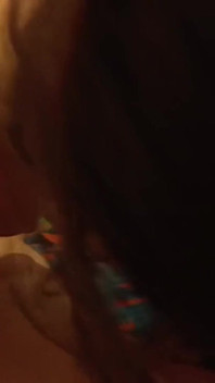 Pipe en gros plan, léchage de chatte, éjaculation dans la bouche et la chatte