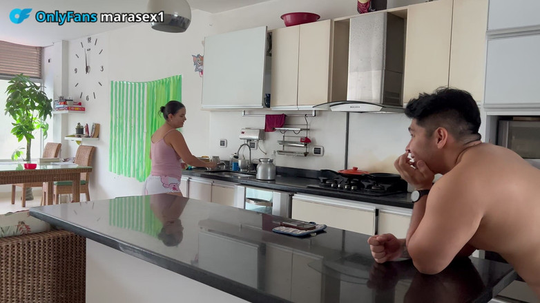 MaRaSexx: Bạn chỉ cần một người phụ nữ có kinh nghiệm...