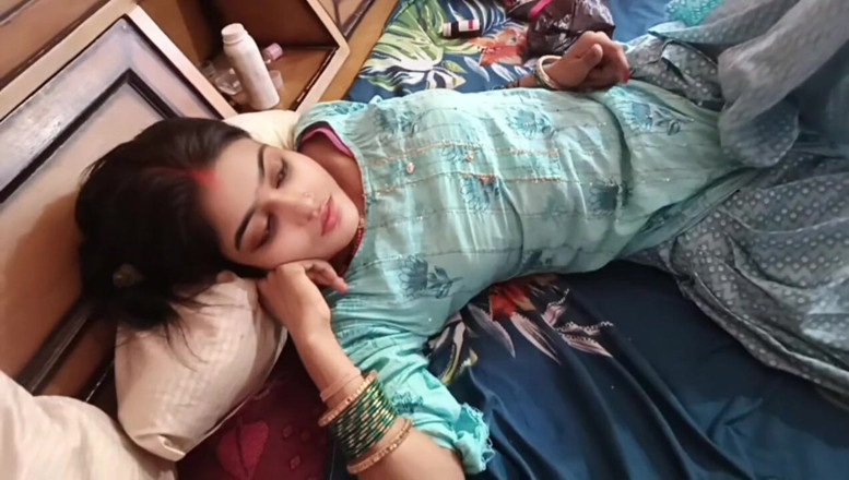 RAKP355: Desi Solo Video