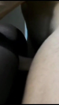 Awek hitam hilang Iphone dalam Bilik Air