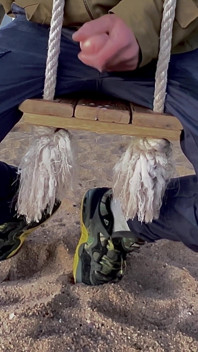 Besar-besaran di Pantai Swing.