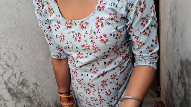 xshika: My Neighbour Desi Girl Suck My Big Dick Till Throabbing...