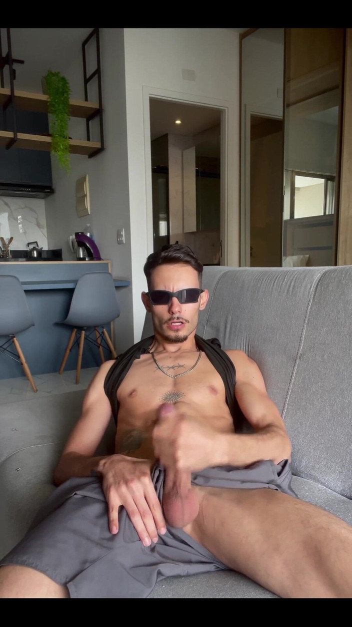 Heitor Bauman OFC:  Saya pulang dari gim