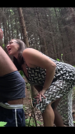 Crypto Mommy: As-tu vu comment un inconnu m’a baisée dans sa voiture