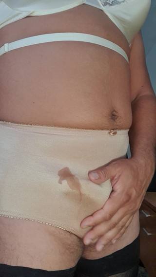 My panties: Stříkání do mých plných cut kalhot