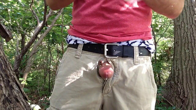 TJenner: Branlette dans les bois et éjaculation. Verbale.