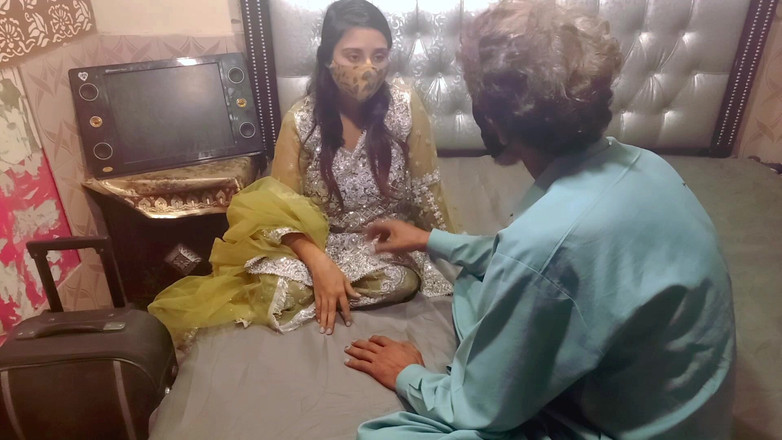 MehwishButt: シャディ・ワリ・ラート・プラーナ・ラバールーム マイ・グス・ギャ ラスト・スティー チュダイ・クルニー XXXXX セックス ヒンディー語音声