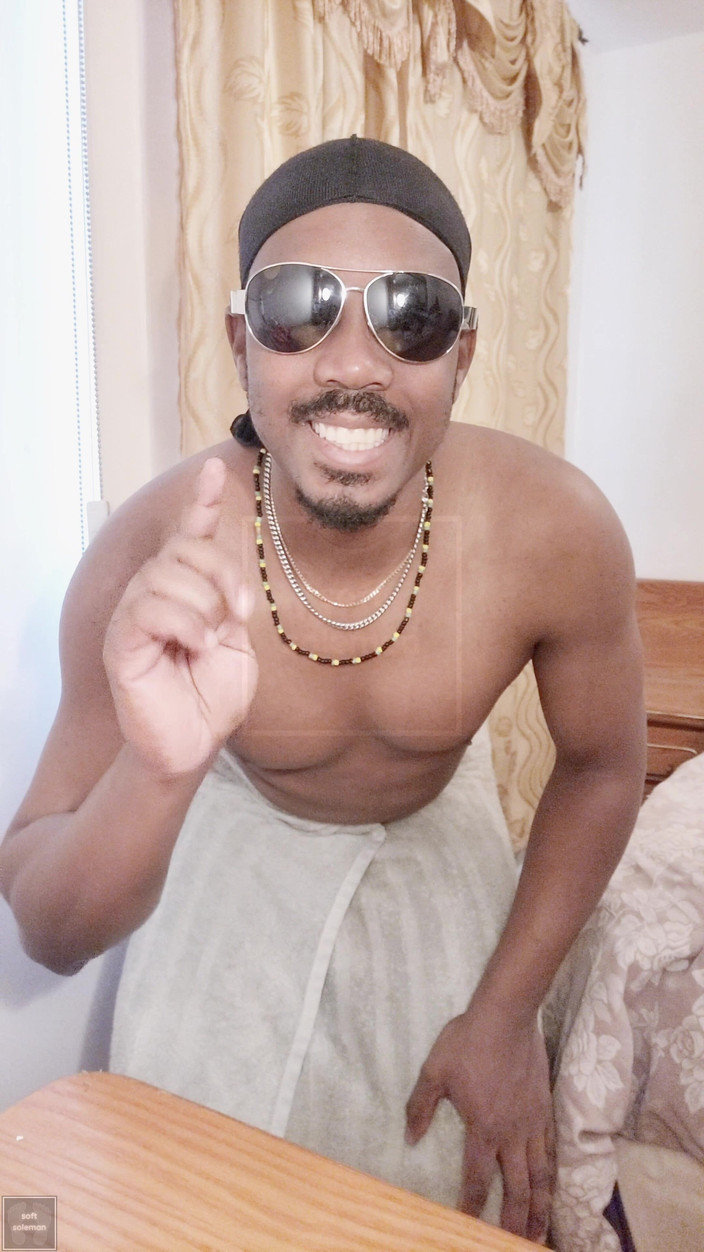 Soft Soleman: I Apply Lotion on My Smooth and Soft Body (2025)