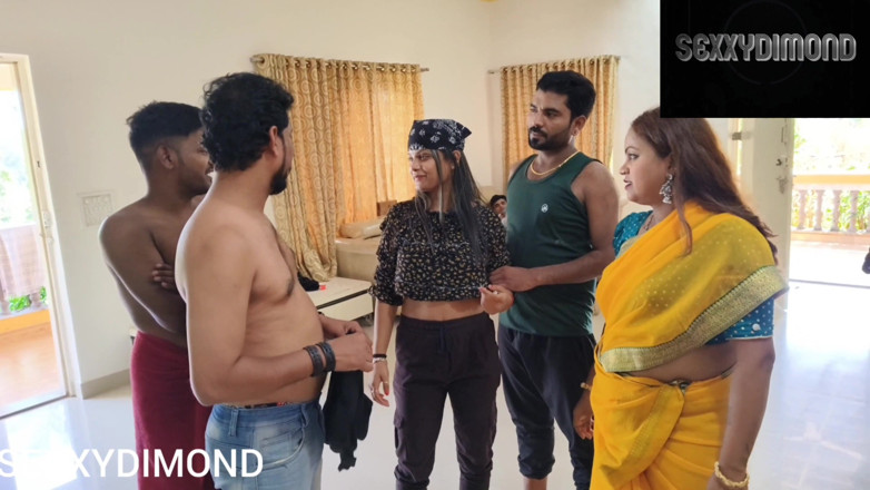 Kilash: देसी भारतीय अभिनेत्रियां और अभिनेता शूटिंग के दौरान गंदी और चुटकुले में बात करते हैं